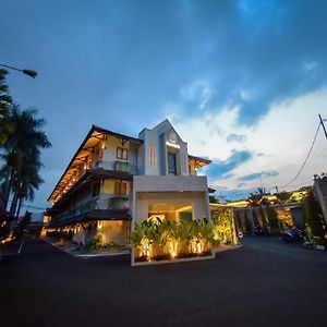 Hotel Nyland Pasteur Bandung